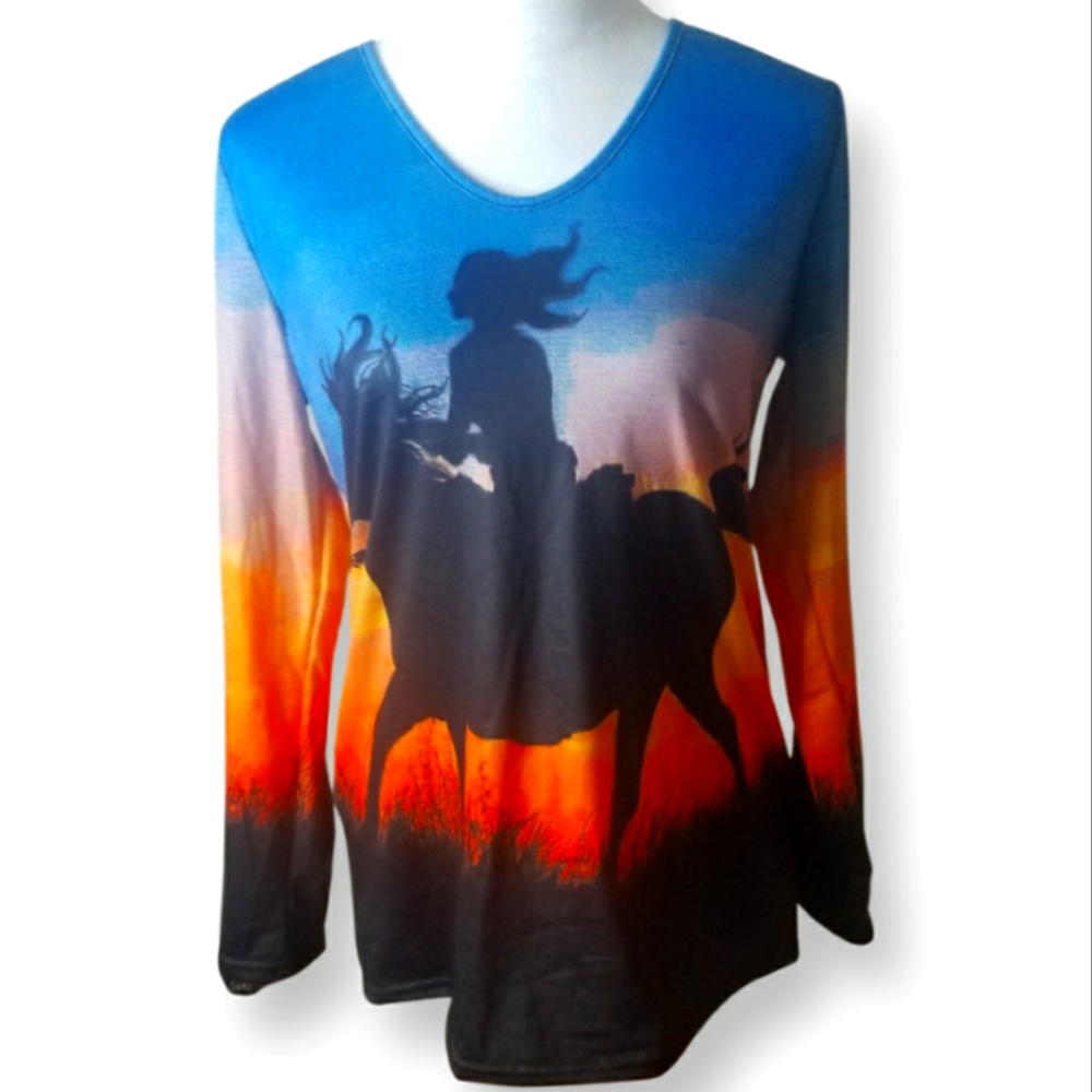 🦋Horse Lovers Vibrant Long Sleeve Top